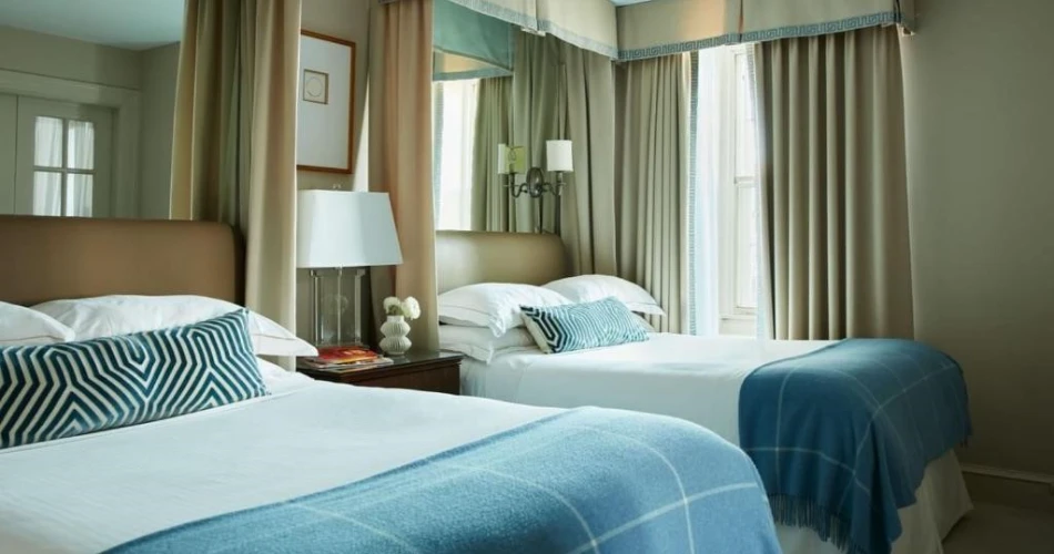 Top Hotels Near TD Garden With Parking for Your Perfect Boston Stay
