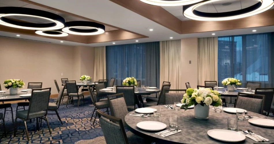 Top Hotels Near TD Garden With Parking for Your Perfect Boston Stay
