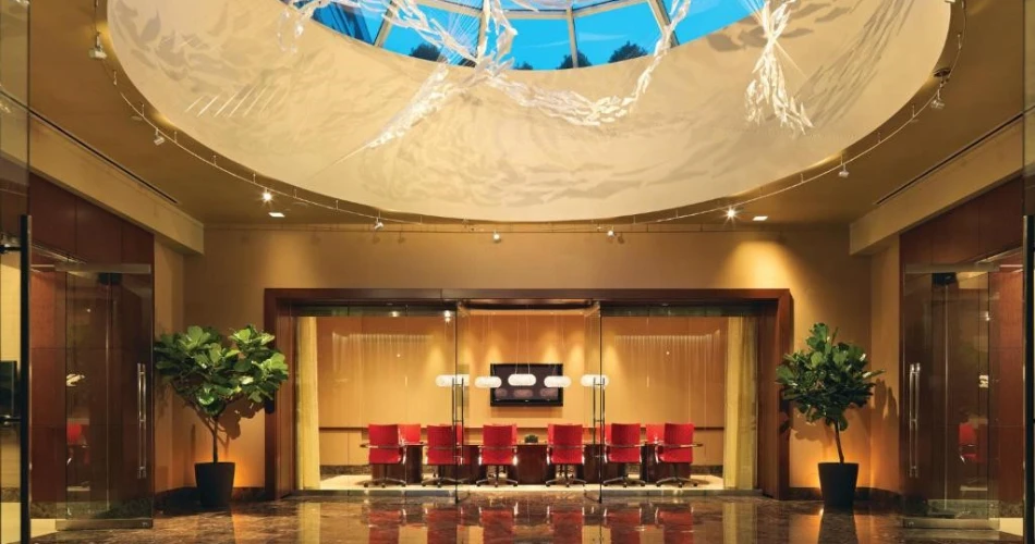 Top Hotels Near TD Garden With Parking for Your Perfect Boston Stay
