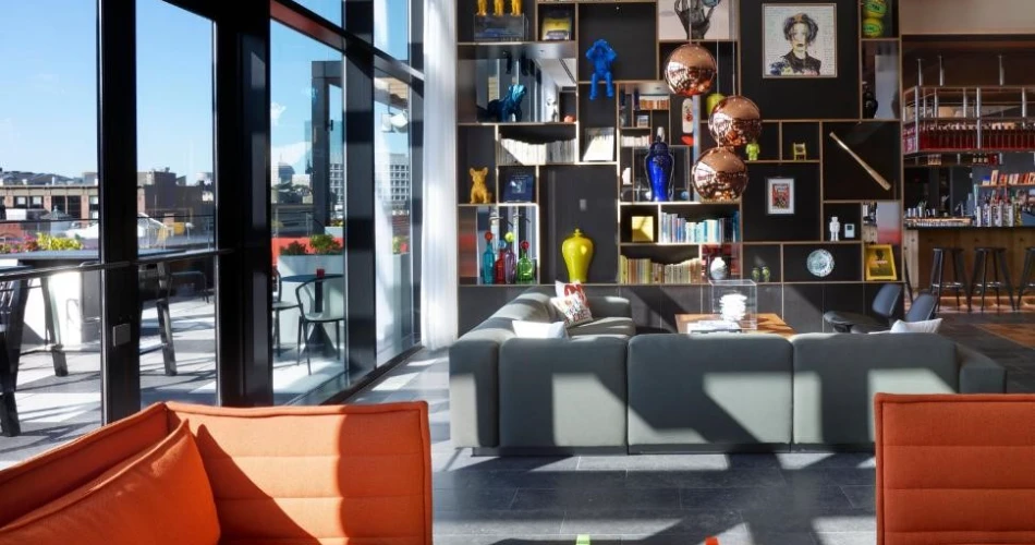 Unwind in Style: The Top Luxury Hotel Rooms Near TD Garden for Events and Concerts