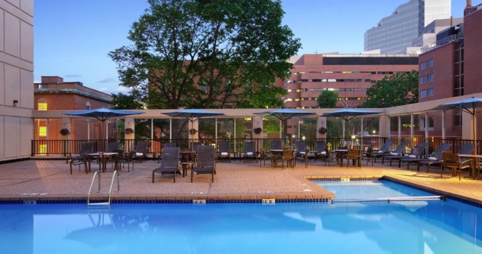 Unwind in Style: The Top Luxury Hotel Rooms Near TD Garden for Events and Concerts