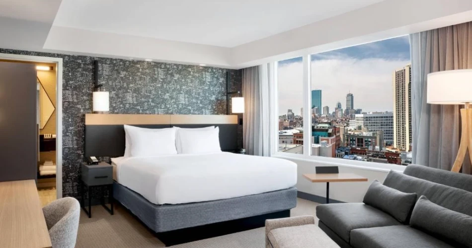 Unwind in Style: The Top Luxury Hotel Rooms Near TD Garden for Events and Concerts